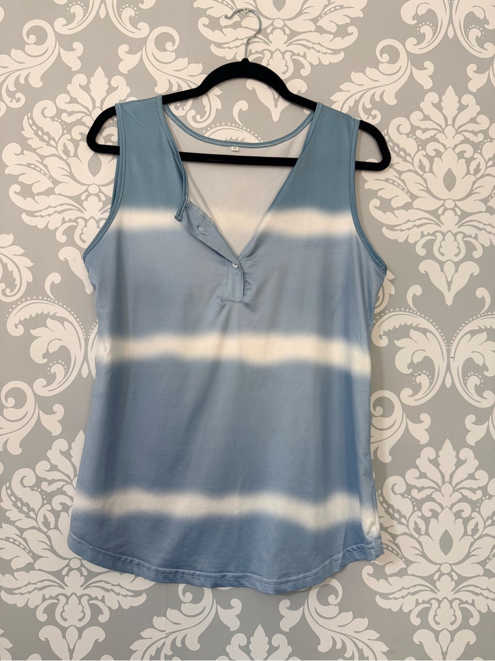 💫10/$25 • Sleeveless Blue and White Stripe V-Neck Tank Top